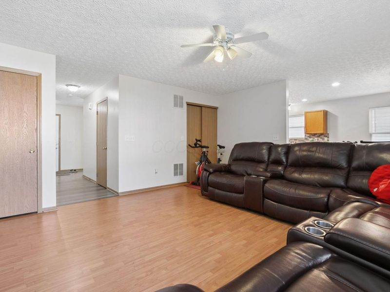 6304 Lehman Road, Canal Winchester, OH 43110 Photo 8