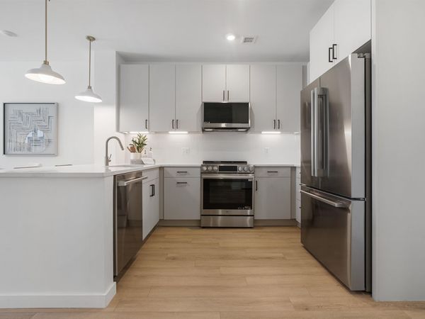 80 Constitution Avenue, Unit 406, Portsmouth, NH 03801