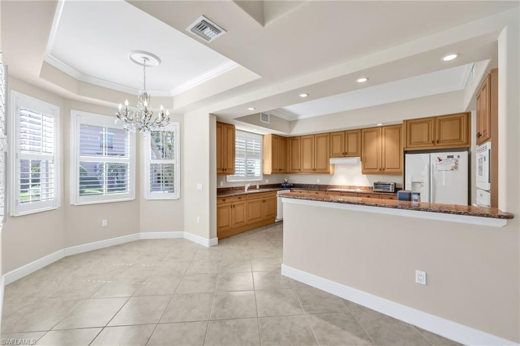545 Avellino Isles Cir, Unit 29102, Naples, FL 34119 Photo