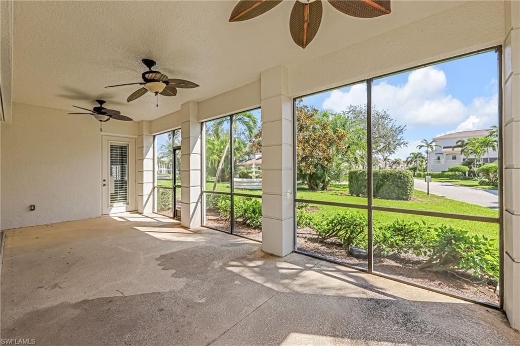 545 Avellino Isles Cir, Unit 29102, Naples, FL 34119 Photo