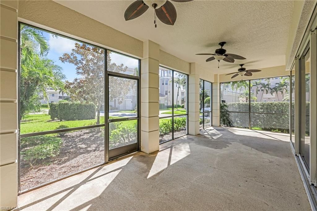 545 Avellino Isles Cir, Unit 29102, Naples, FL 34119 Photo