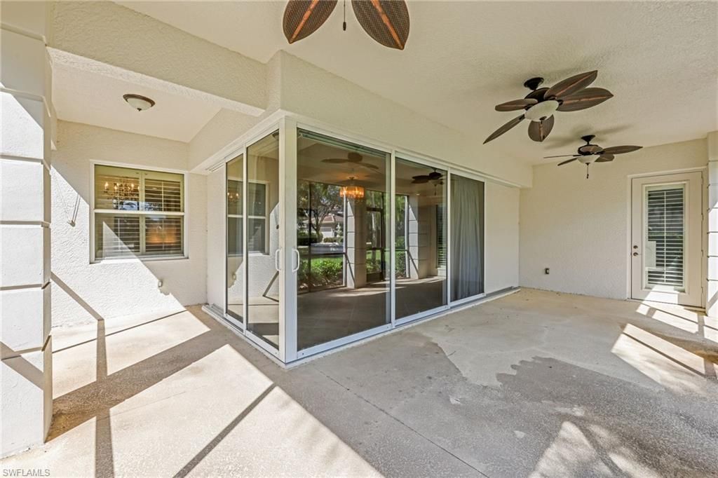545 Avellino Isles Cir, Unit 29102, Naples, FL 34119 Photo
