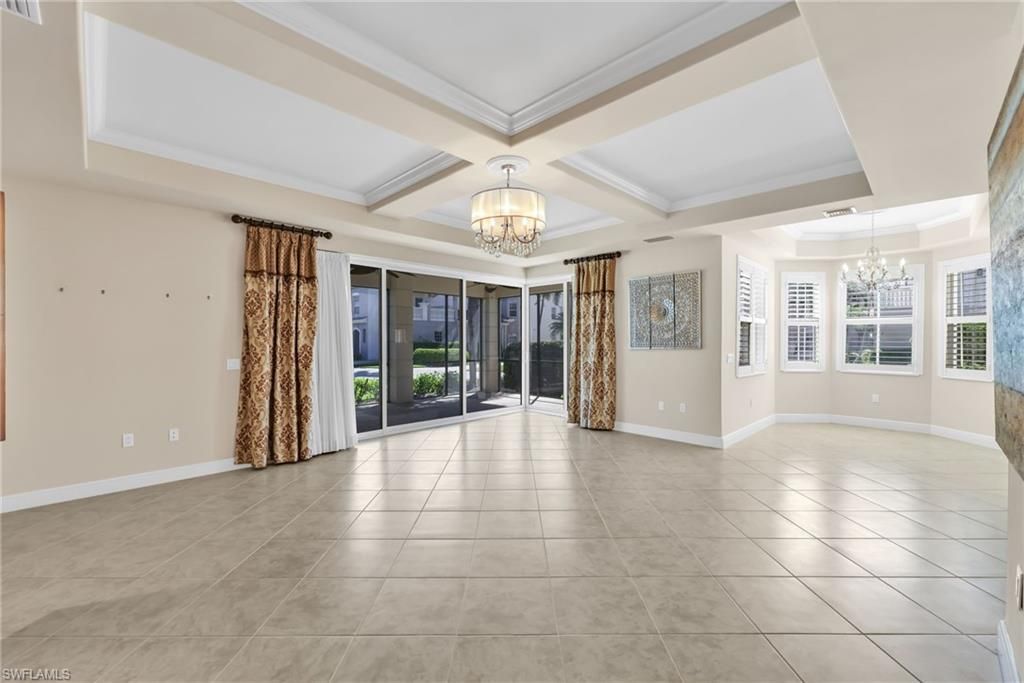 545 Avellino Isles Cir, Unit 29102, Naples, FL 34119 Photo