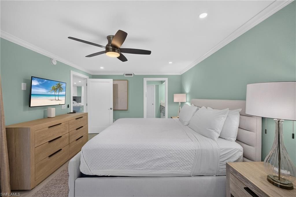 2445 W Gulf Dr, Unit A2, Sanibel, FL 33957 Photo
