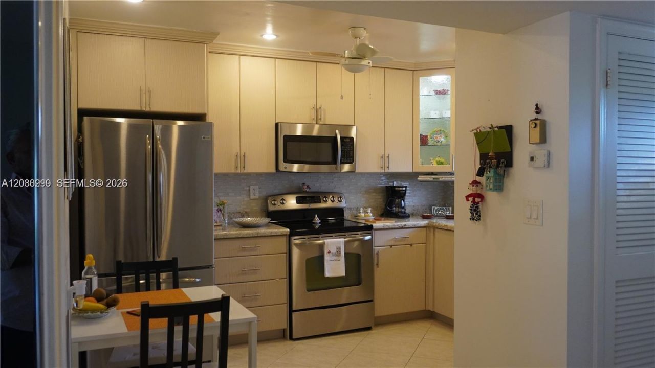 800 S Hollybrook Dr , Unit 305, Pembroke Pines, FL 33025 Photo