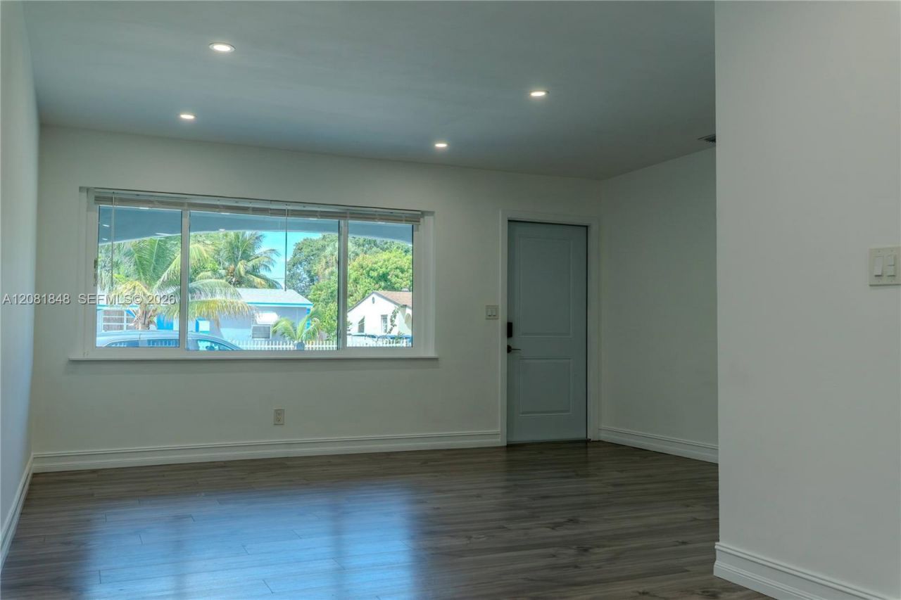 726 56th St , West Palm Beach, FL 33407 Photo