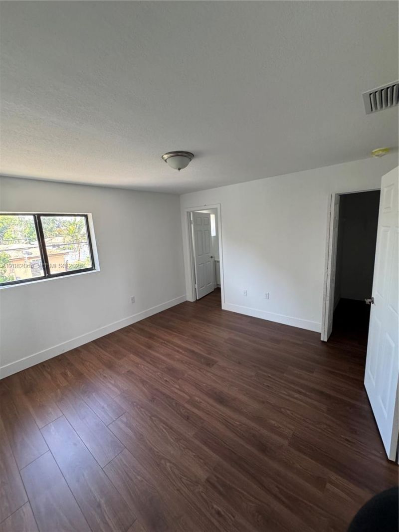 1152 NW 115, Miami, FL 33150 Photo