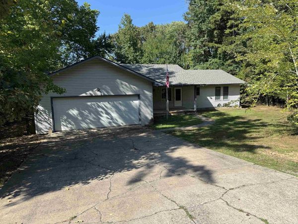 1001 Davidson Circle, Greers Ferry, AR 72067