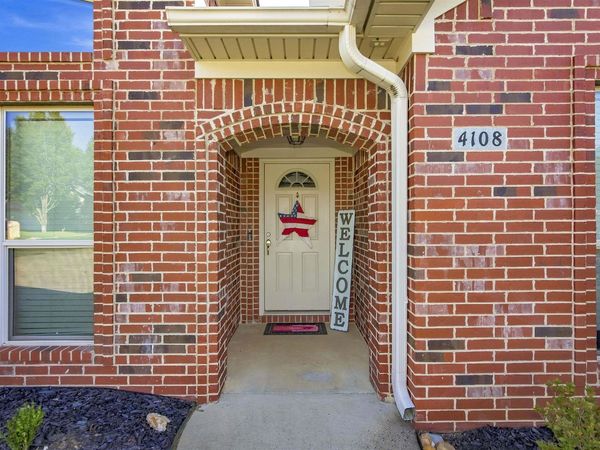 4108 Olympia Drive, Bryant, AR 72022