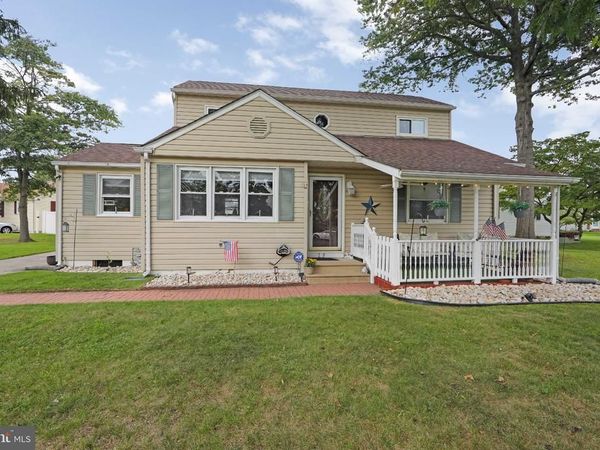 29 WYNDALE AVENUE , MAPLE SHADE, NJ 08052