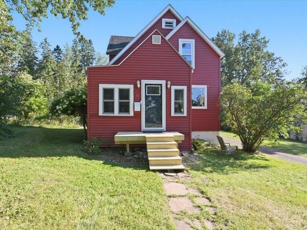12 W Winona Street , Duluth, MN 55803