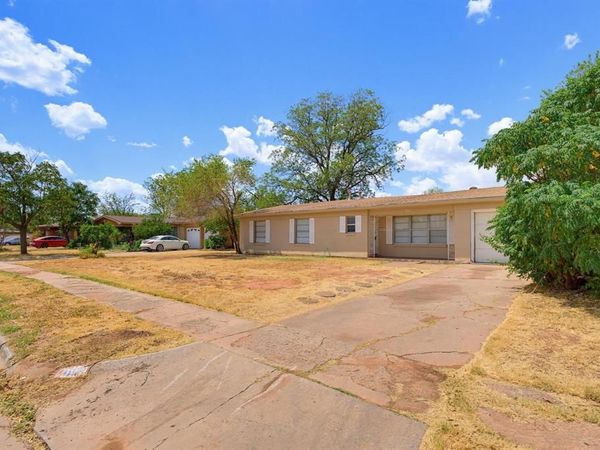 618 S La Salle Drive , Abilene, TX 79605