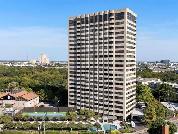3030 Mckinney Avenue, Unit 304, Dallas, TX 75204