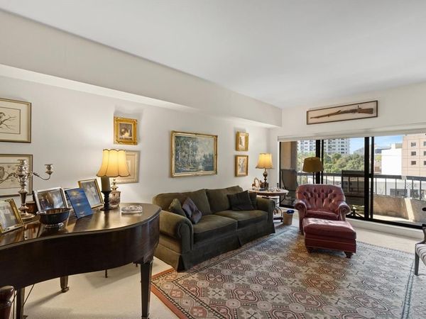 3030 Mckinney Avenue, Unit 304, Dallas, TX 75204