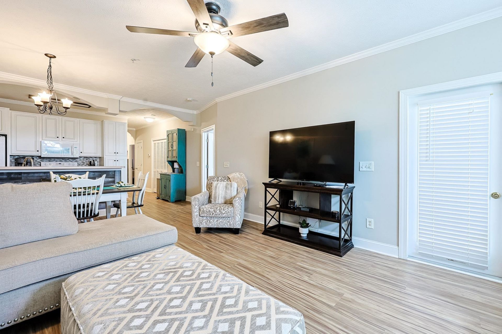 131 Waypoint Ridge Ave.  Photo 13