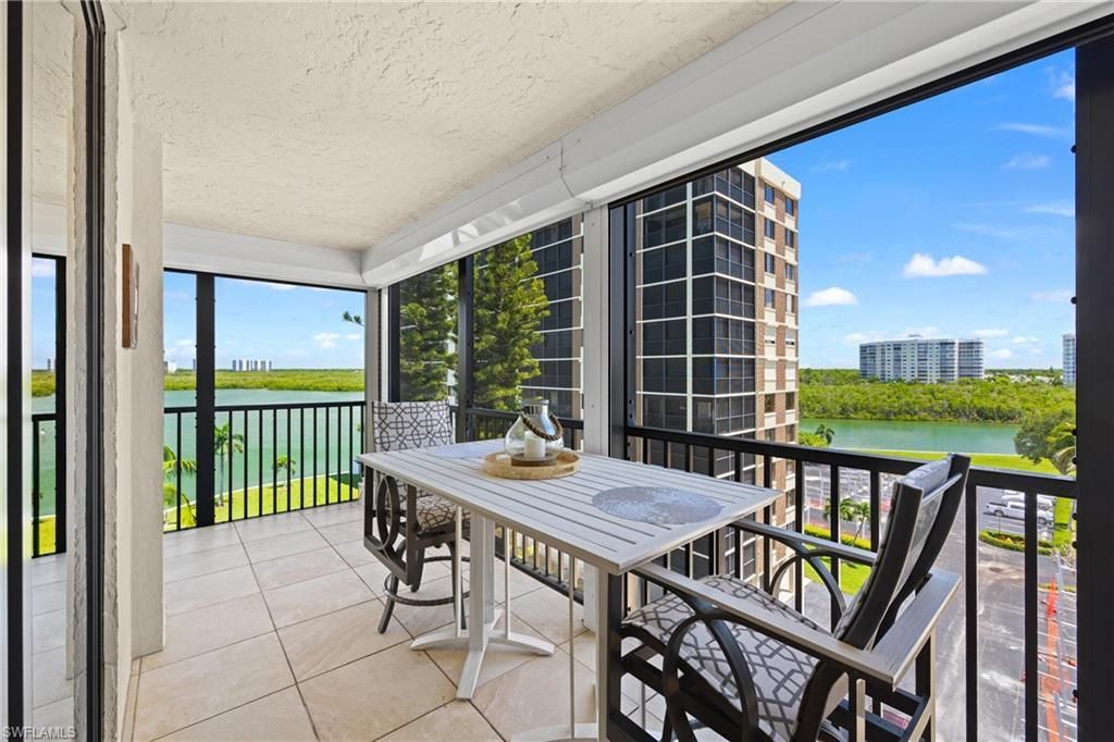 15 Bluebill Ave , Unit 606, Naples, FL 34108 Photo