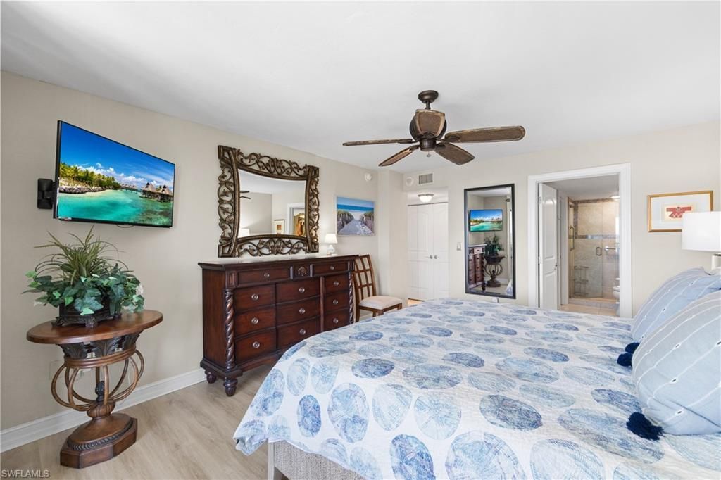 15 Bluebill Ave , Unit 606, Naples, FL 34108 Photo