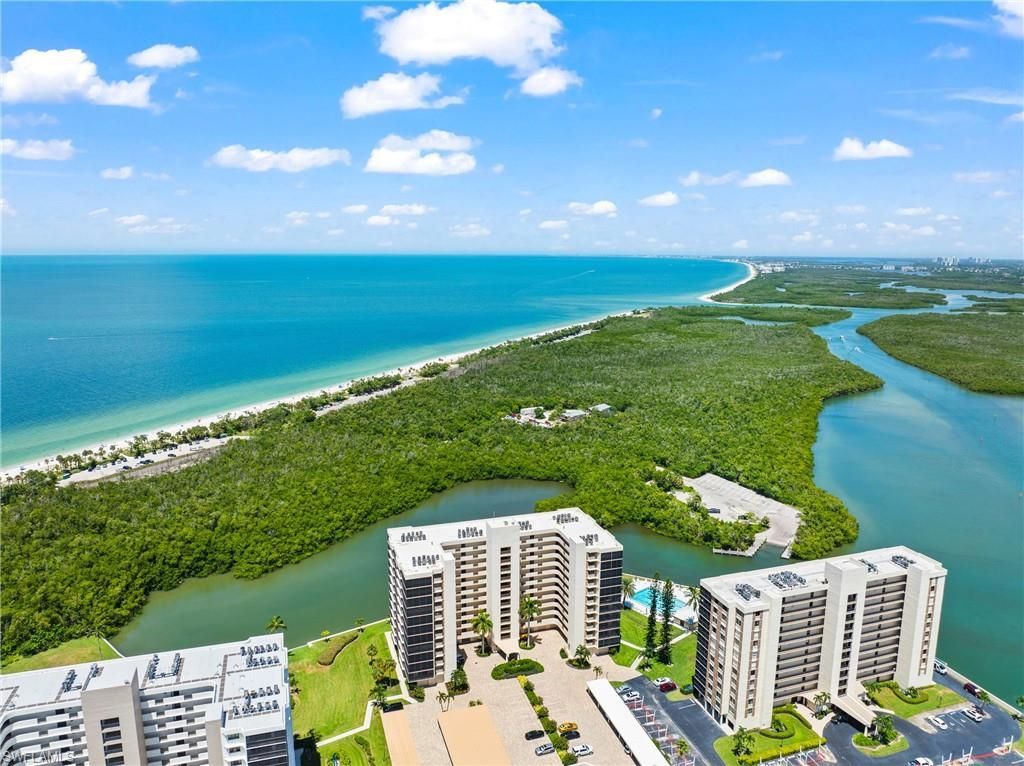 15 Bluebill Ave , Unit 606, Naples, FL 34108 Photo