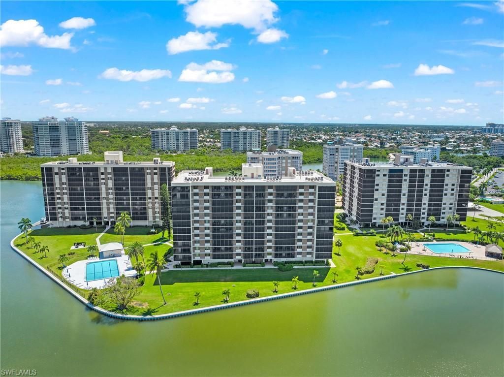 15 Bluebill Ave , Unit 606, Naples, FL 34108 Photo