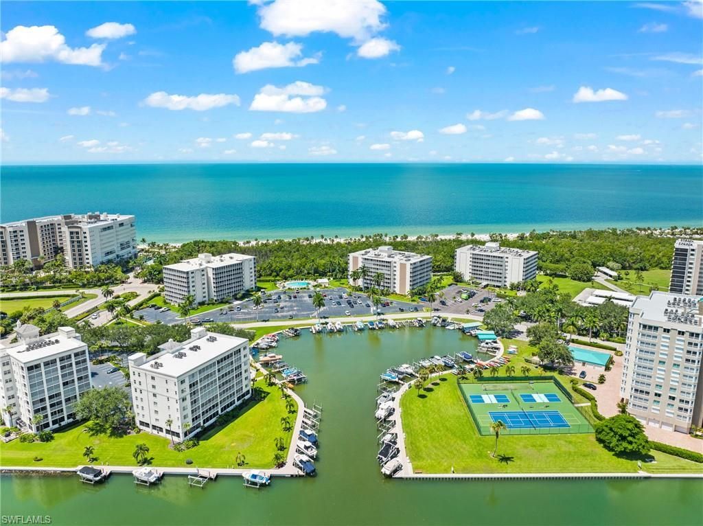 15 Bluebill Ave , Unit 606, Naples, FL 34108 Photo
