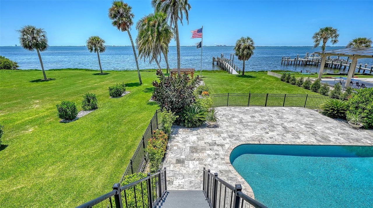7418 Westmoreland Drive, Sarasota, FL 34243 Photo