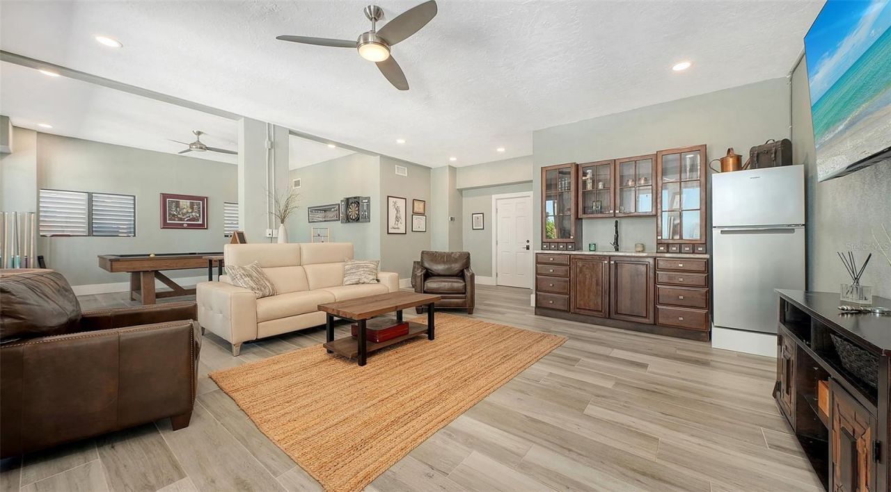 7418 Westmoreland Drive, Sarasota, FL 34243 Photo