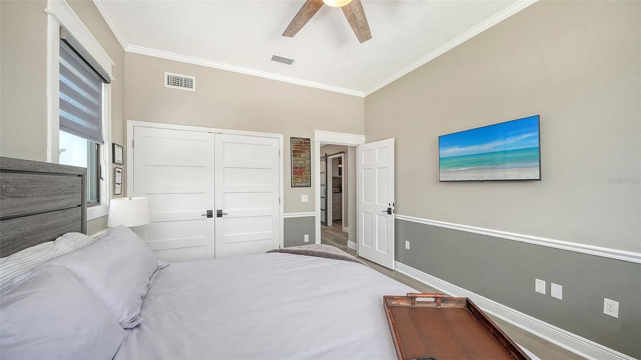 7418 Westmoreland Drive, Sarasota, FL 34243 Photo