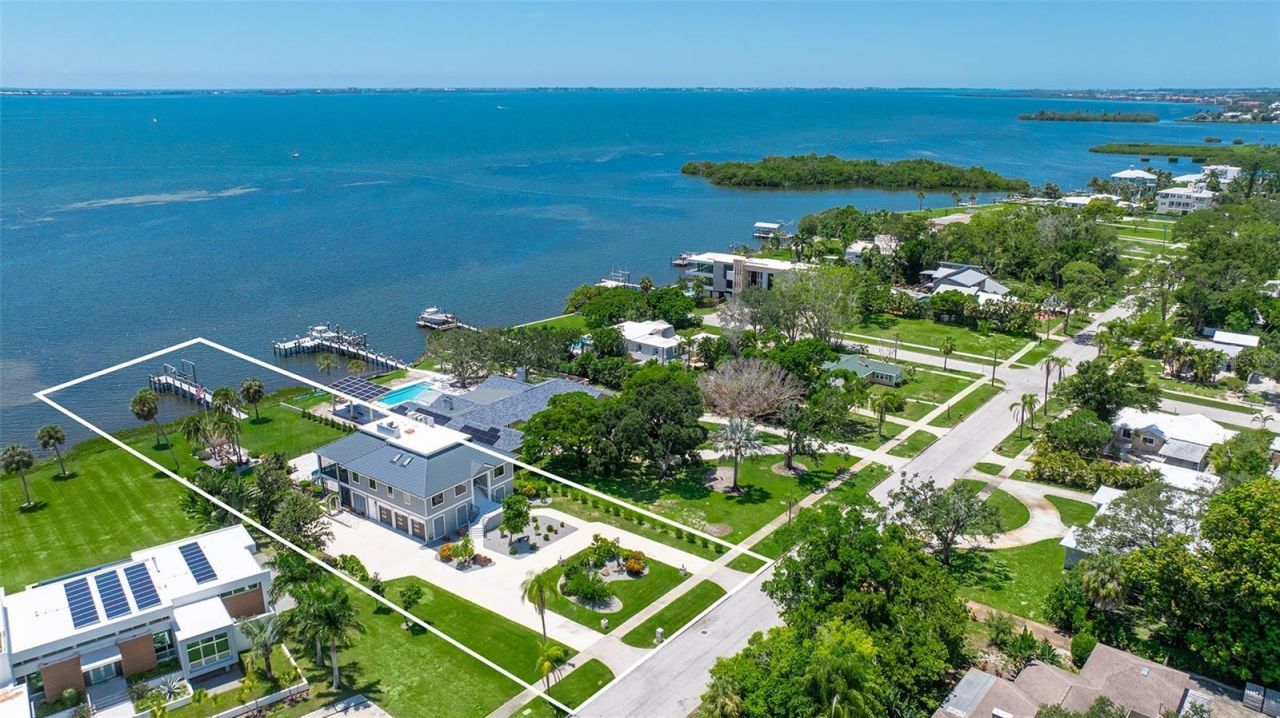7418 Westmoreland Drive, Sarasota, FL 34243 Photo