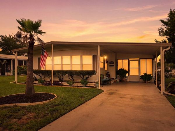 8082 DELLROSE AVENUE , BROOKSVILLE, FL 34613