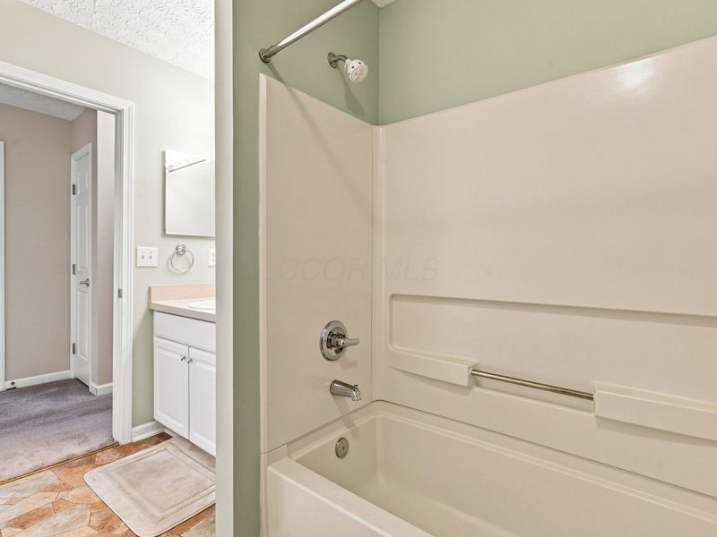 6675 Eagle Ridge Lane, Canal Winchester, OH 43110 Photo 24