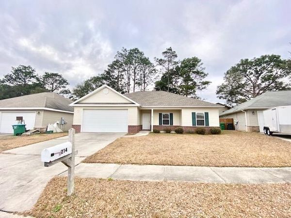 214 Ladue Avenue, Crestview, FL 32539