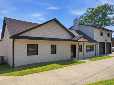 7015-7019 Old Richmond Road, Lexington, KY 40515