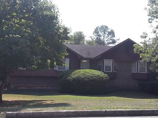 3299 Moravia Drive, Lithonia, GA 30038