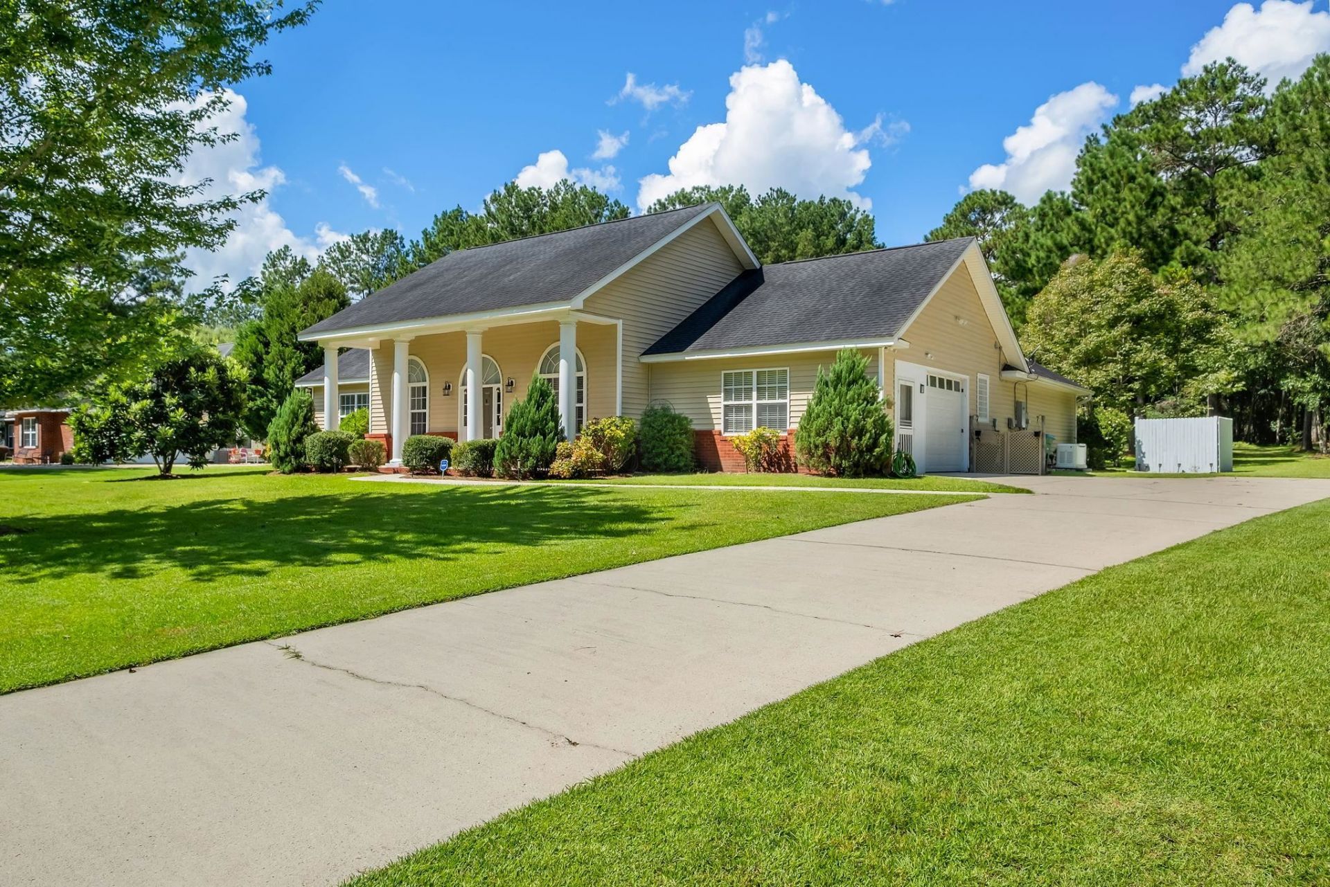635 Sparkleberry Boulevard, Quincy, FL 32351 Photo