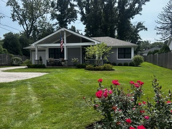 525 W Deerpath Road , Lake Forest, IL 60045