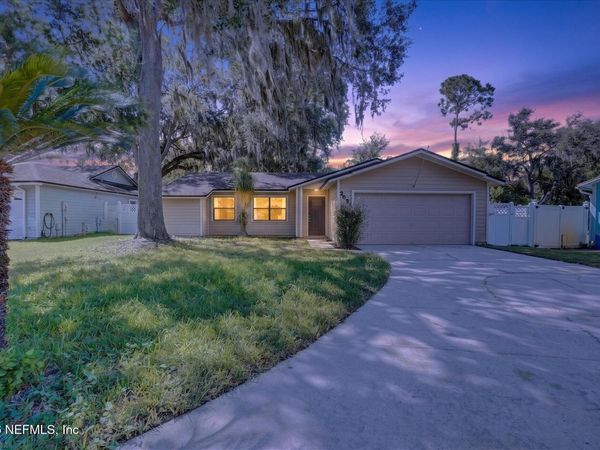 2009 CHELWOOD Court, Jacksonville, FL 32233