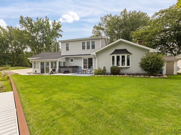 6980 Devils Lake , Manitou Beach, MI 49253