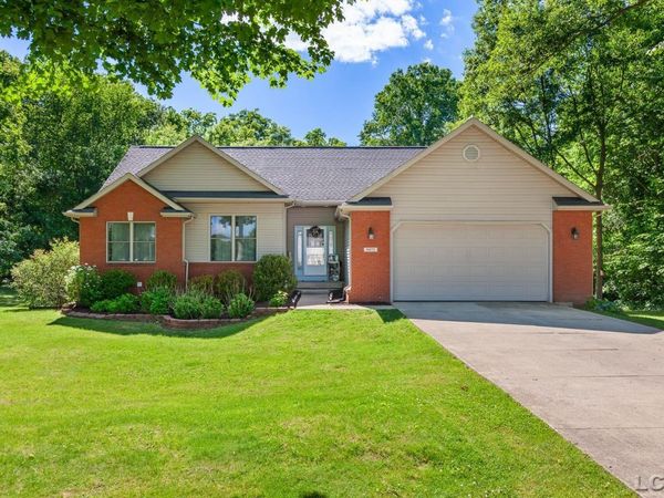 9472 Walnut , Tipton, MI 49287
