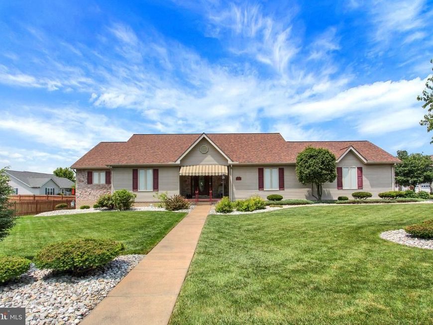3 Clover Drive , Littlestown, PA 17340 Main Photo