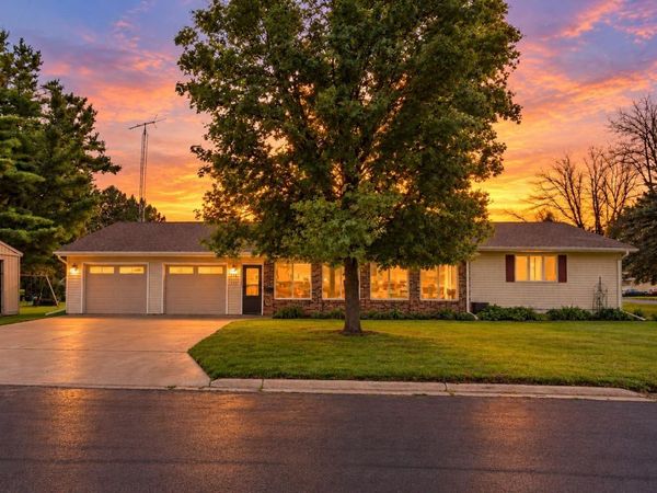 211 4th Avenue NW, Blooming Prairie, MN 55917