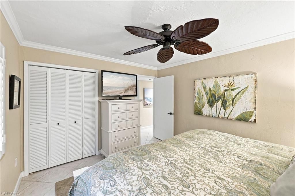 10475 Gulf Shore Dr, Unit 114, Naples, FL 34108 Photo