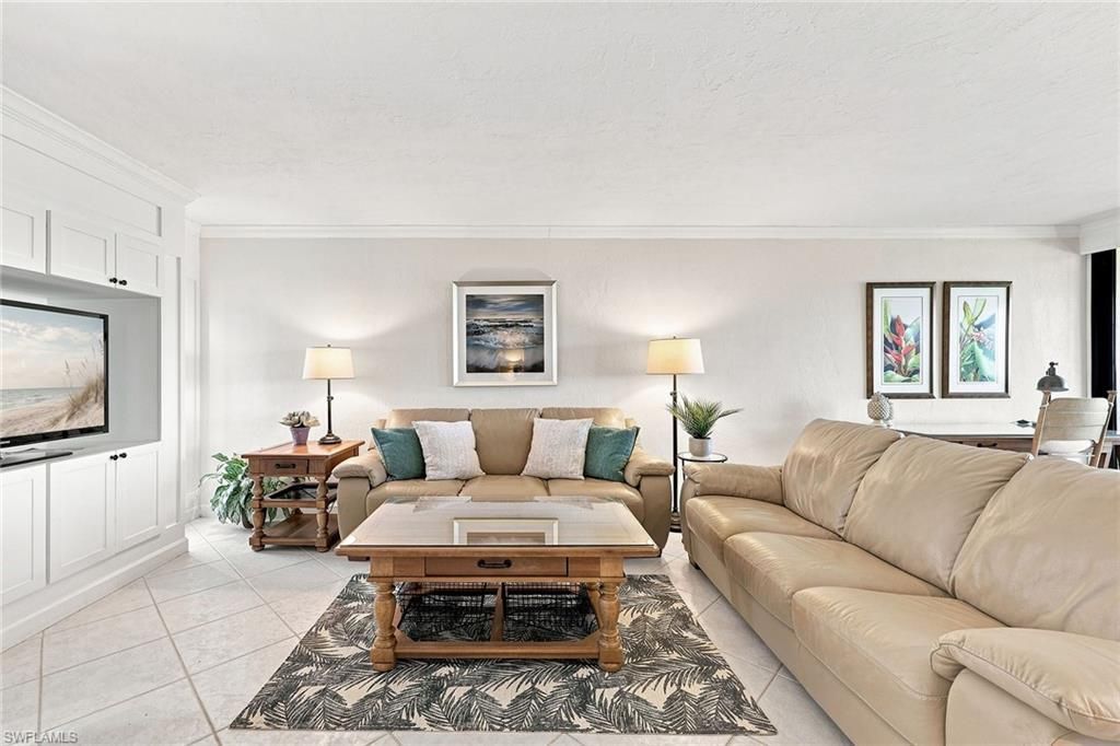 10475 Gulf Shore Dr, Unit 114, Naples, FL 34108 Photo