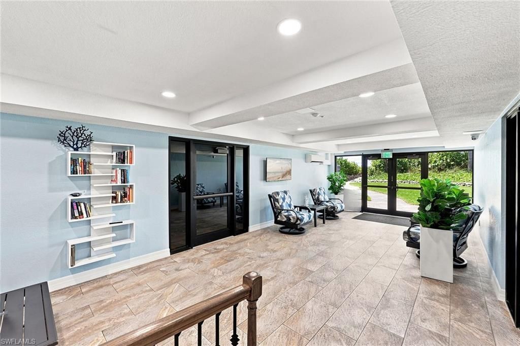 10475 Gulf Shore Dr, Unit 114, Naples, FL 34108 Photo