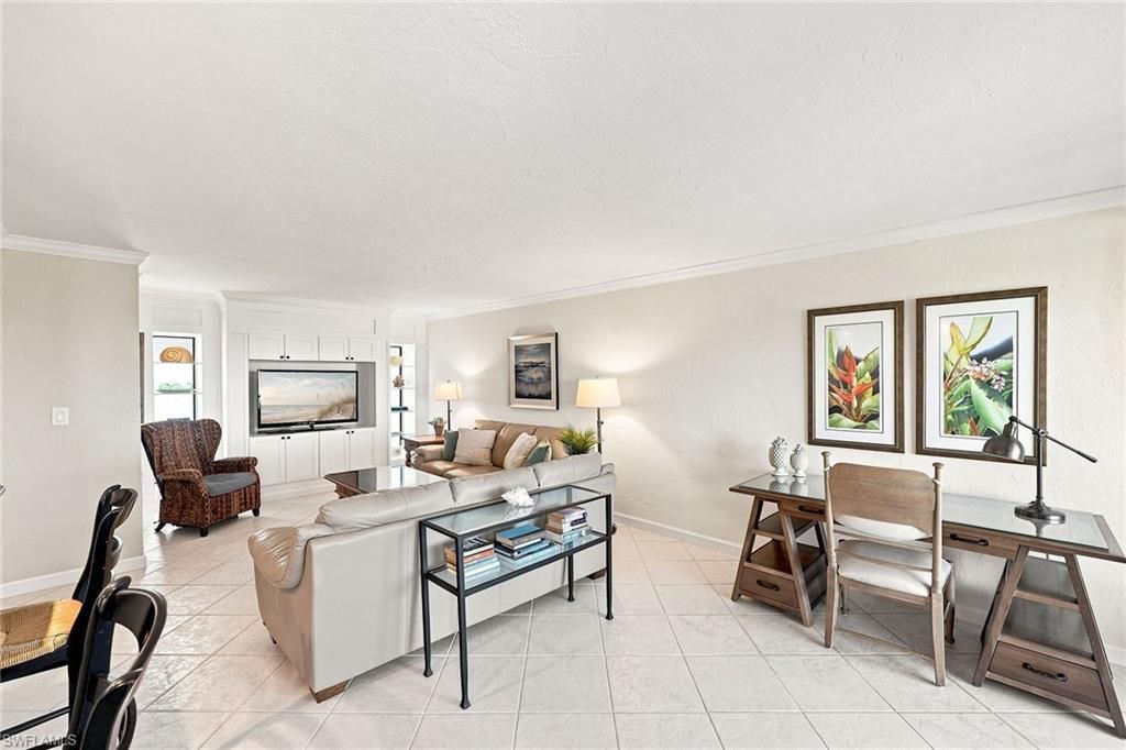 10475 Gulf Shore Dr, Unit 114, Naples, FL 34108 Photo