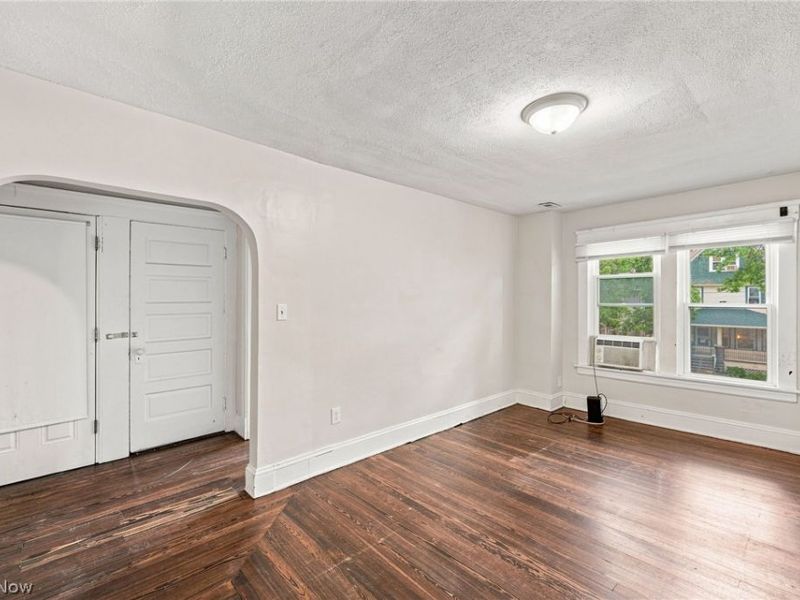 2056 W 101st Street, Cleveland, OH 44102 Photo 19