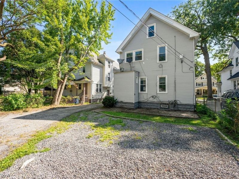 2056 W 101st Street, Cleveland, OH 44102 Photo 34