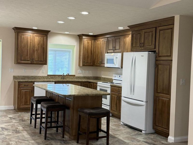 410 E Park Street, Fort Loramie, OH 45845 Photo 5