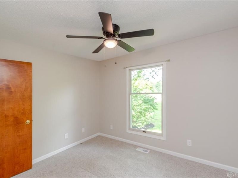 23 Lakengren Drive, Eaton, OH 45320 Photo 17
