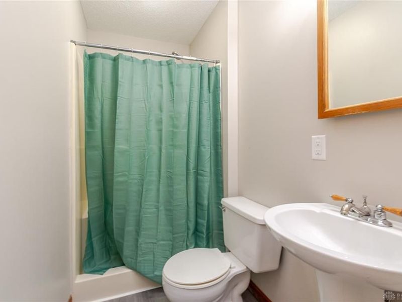 23 Lakengren Drive, Eaton, OH 45320 Photo 22