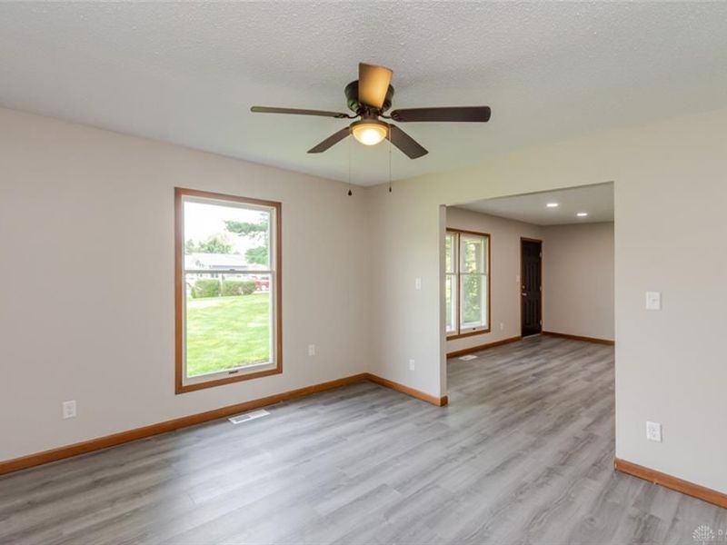 23 Lakengren Drive, Eaton, OH 45320 Photo 6